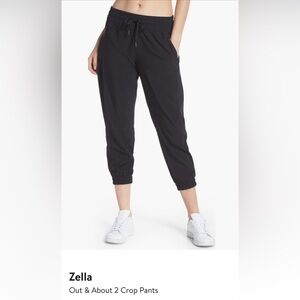 Zella Out & About 2 Crop Pants Size Small